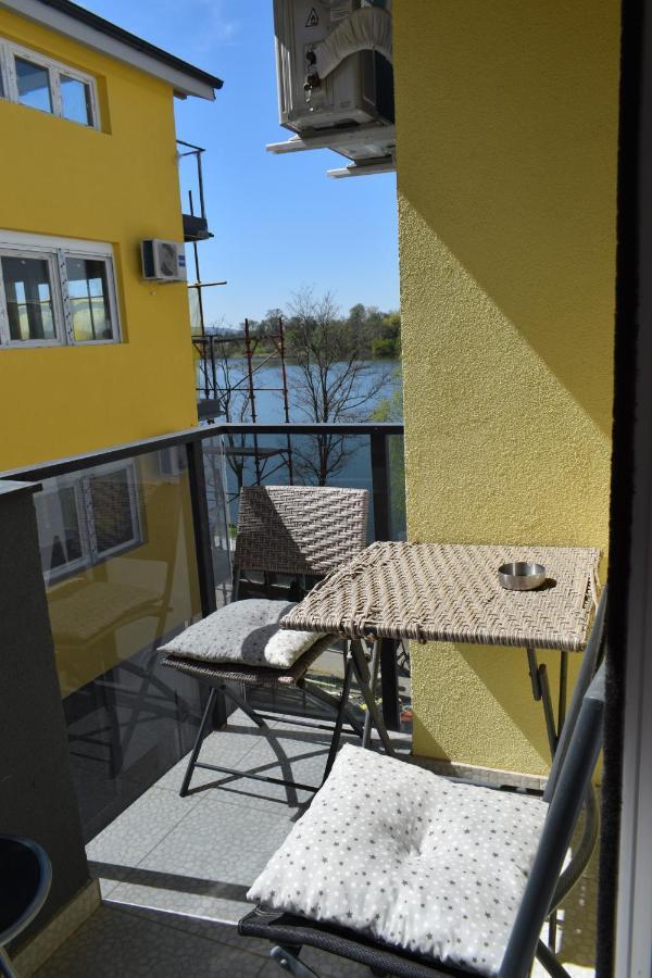 Apartmani K&V Veliko Gradište Buitenkant foto